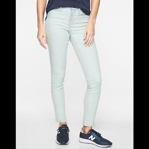 ATHLETA Sculptek Skinny Jean Biscayne Wash